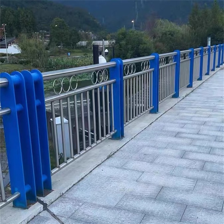 橋梁護欄