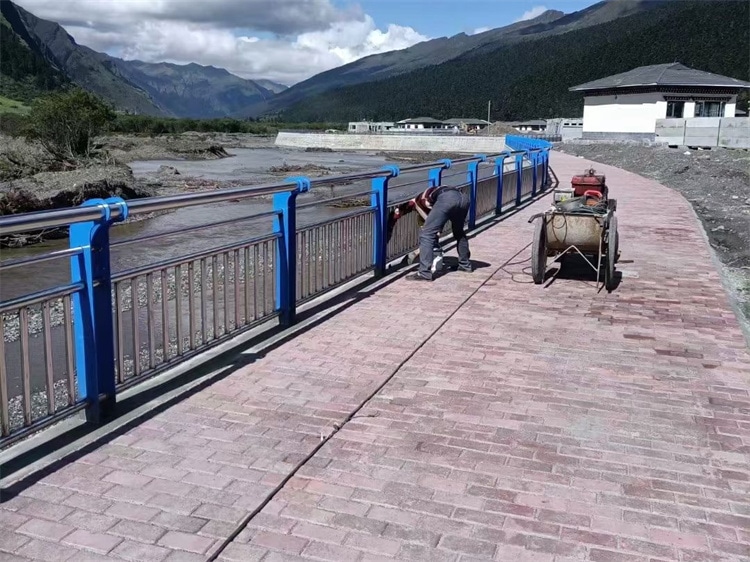 河道護欄