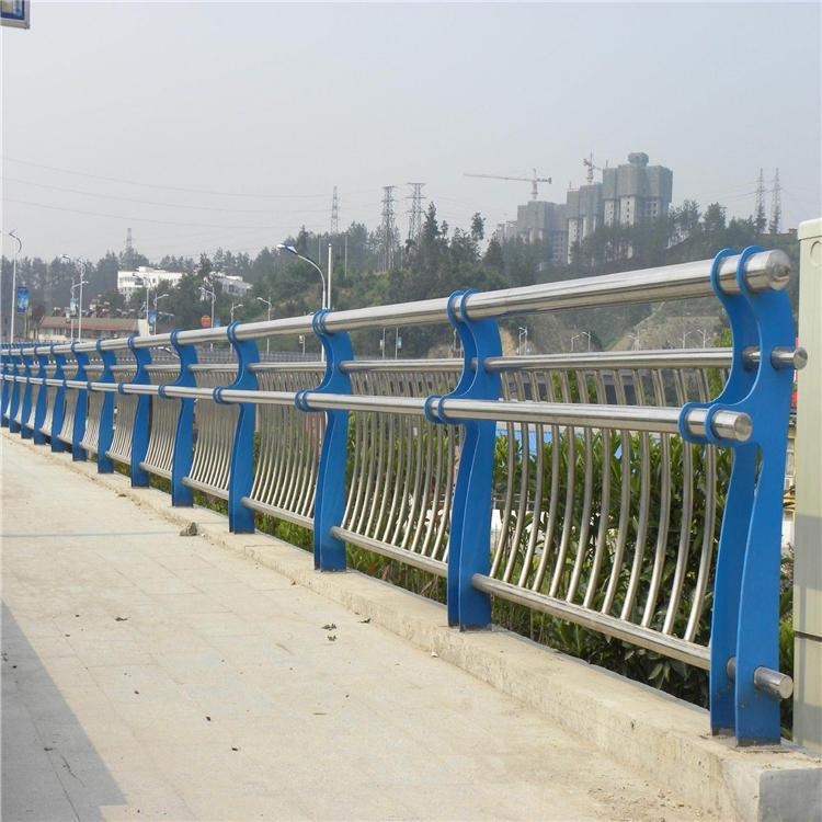 近期燈光護(hù)欄供給端壓力會(huì)明顯更小一些